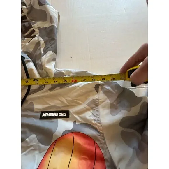 Space Jam Members Only jacket mens Sz Large Tune Squad Windbreaker Gray‎ Camo - Picture 9 of 11